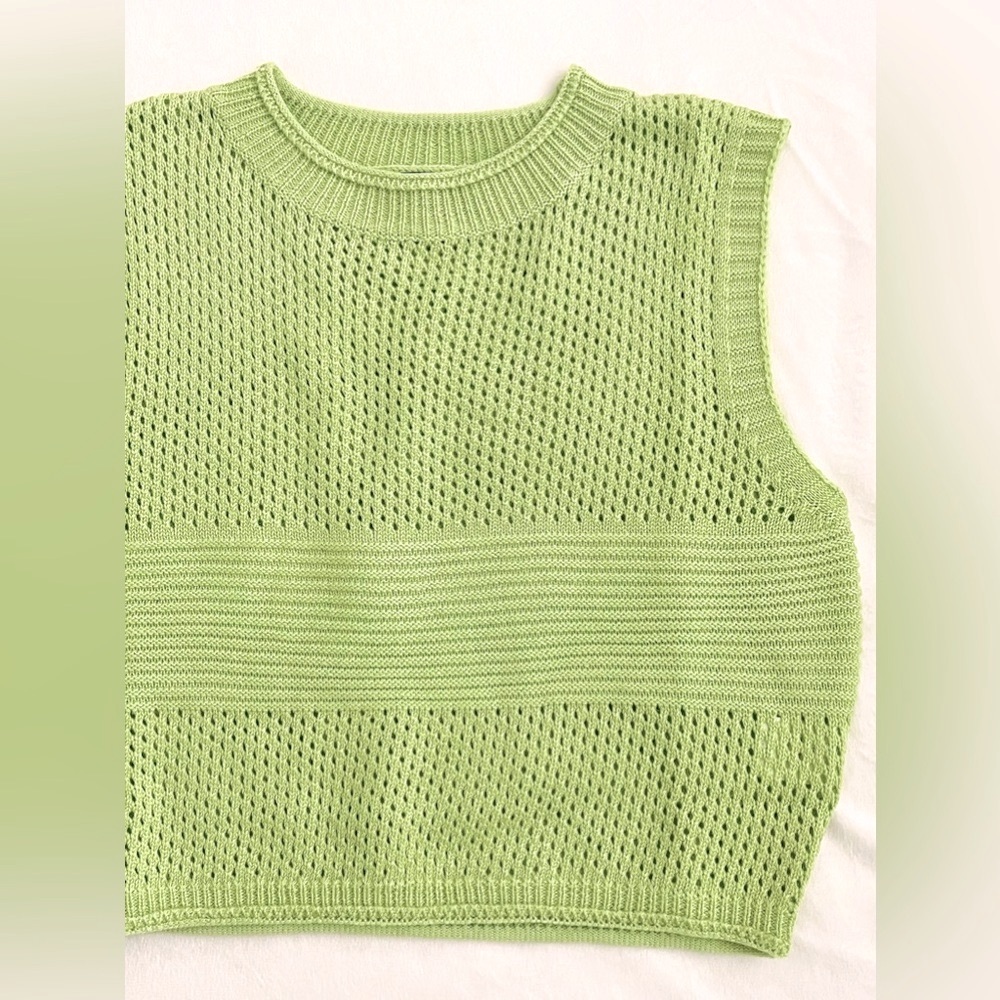 Crochet Knit Light Green Cropped Tank - Picture 3 of 6